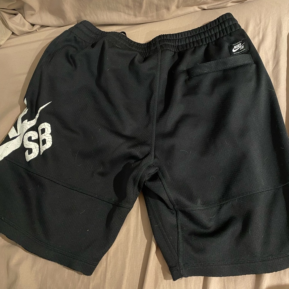 Nike Shorts - Picture 3 of 3
